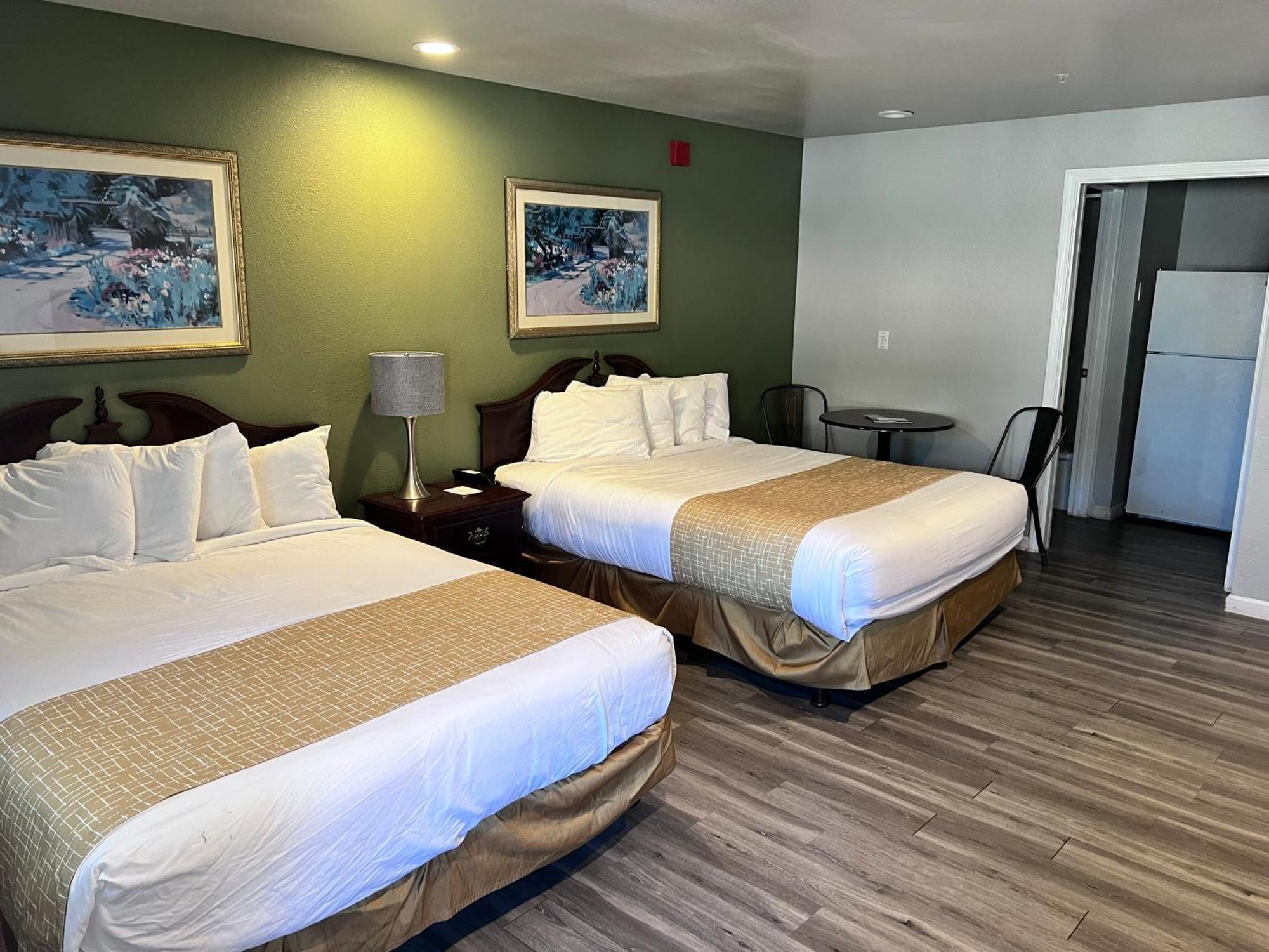 Travelodge By Wyndham Redding Ca Exterior photo