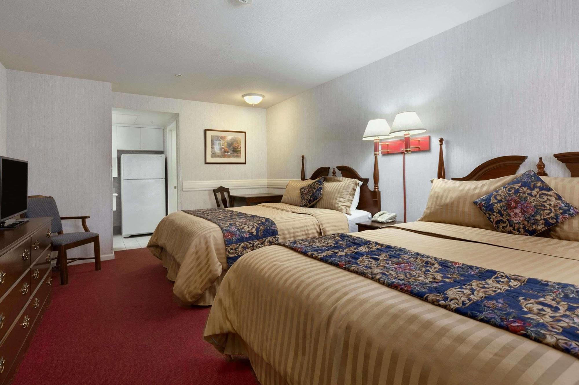 Travelodge By Wyndham Redding Ca Exterior photo